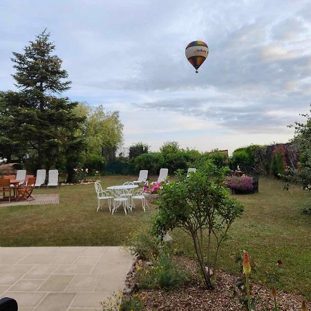 La Maison Genevier - Chambre La Family Hotell Montreuil-en-Touraine Eksteriør bilde