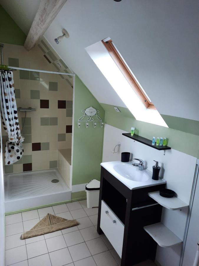 La Maison Genevier - Chambre La Family Hotell Montreuil-en-Touraine Eksteriør bilde