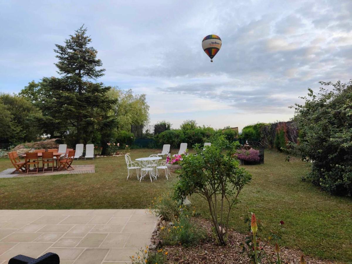 La Maison Genevier - Chambre La Family Hotell Montreuil-en-Touraine Eksteriør bilde